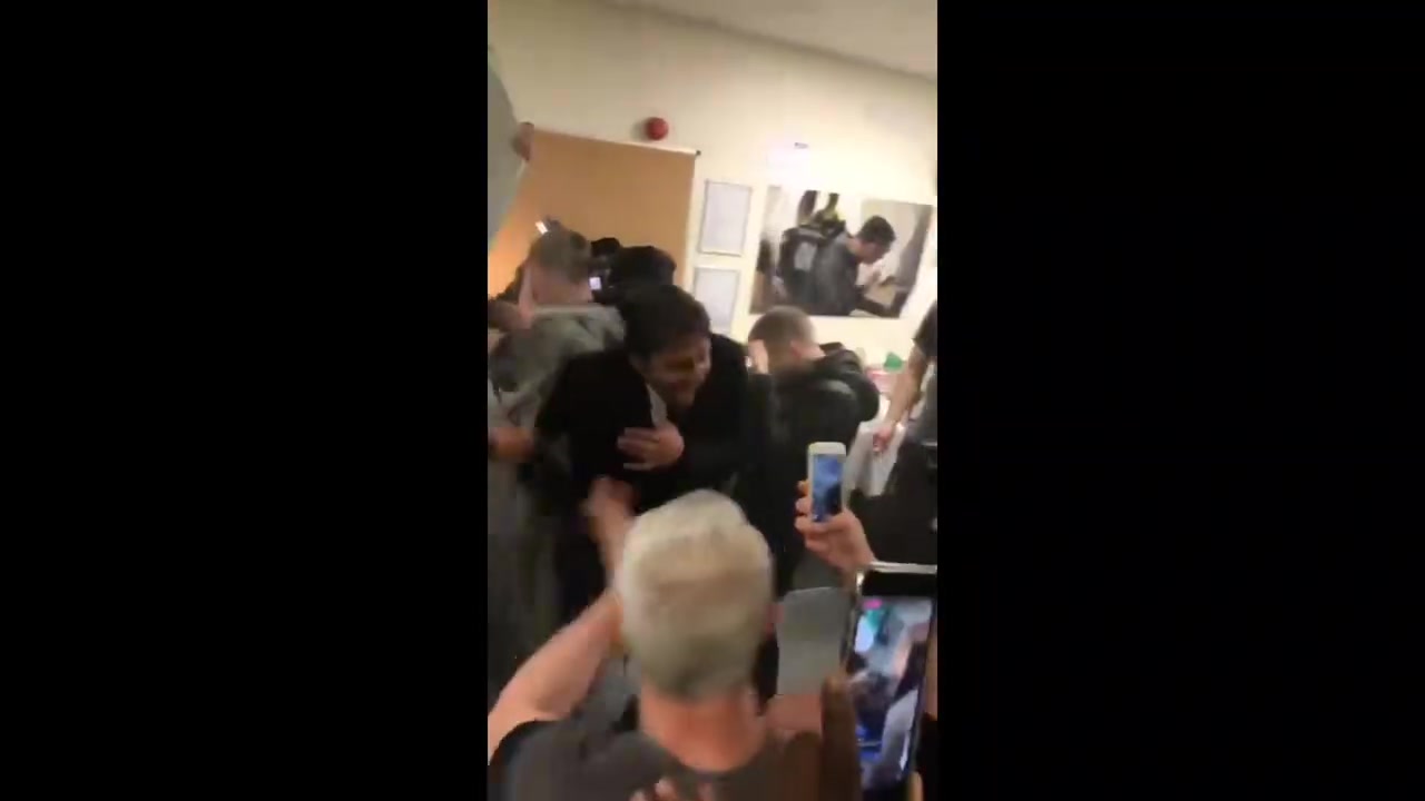 打倒暴政孔蒂搞笑集錦原來球員早就看他不爽